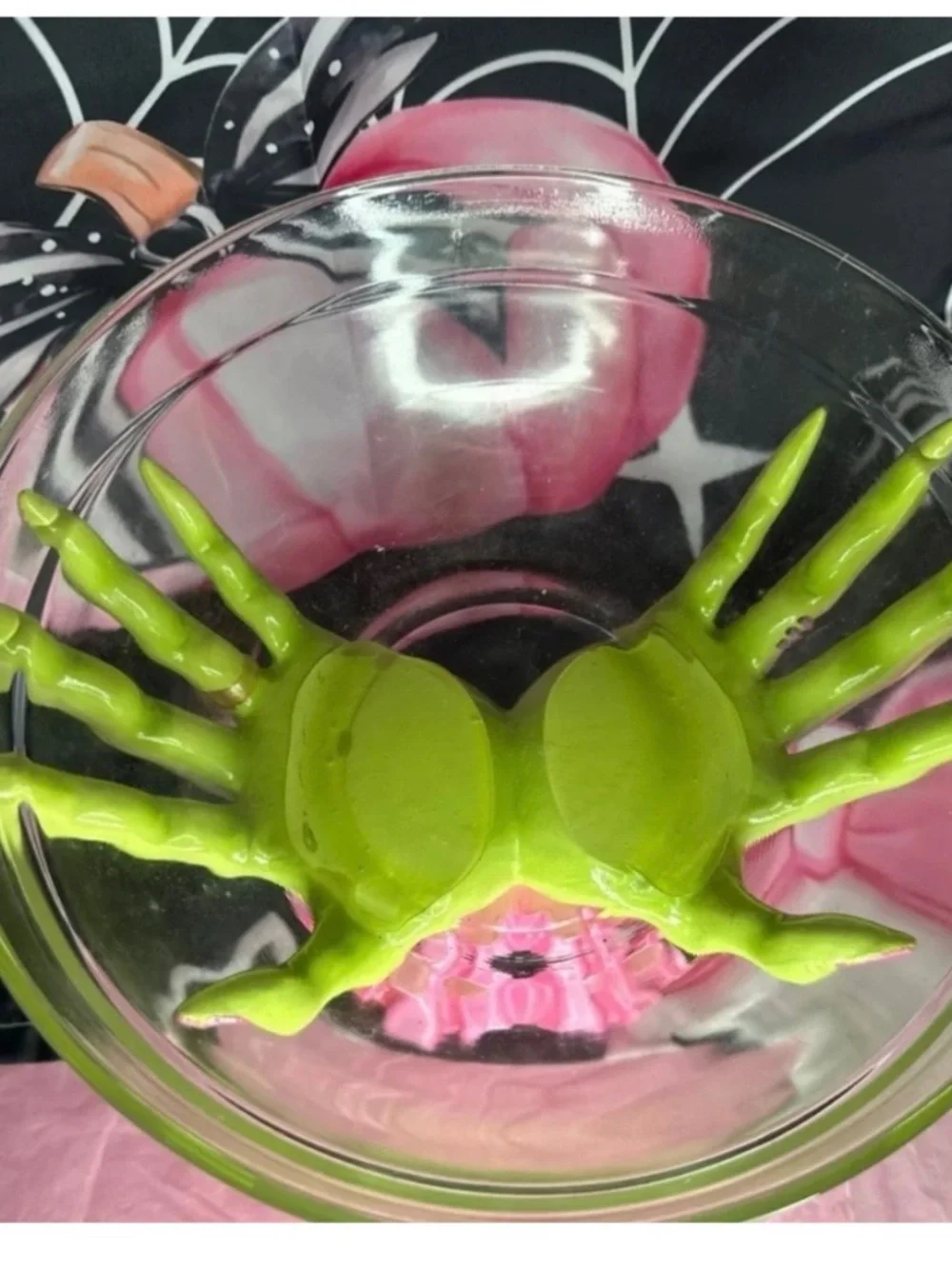 BNWT HALLOWEEN BROOMSTICK BLVD GREEN WITCH HANDS BOWL